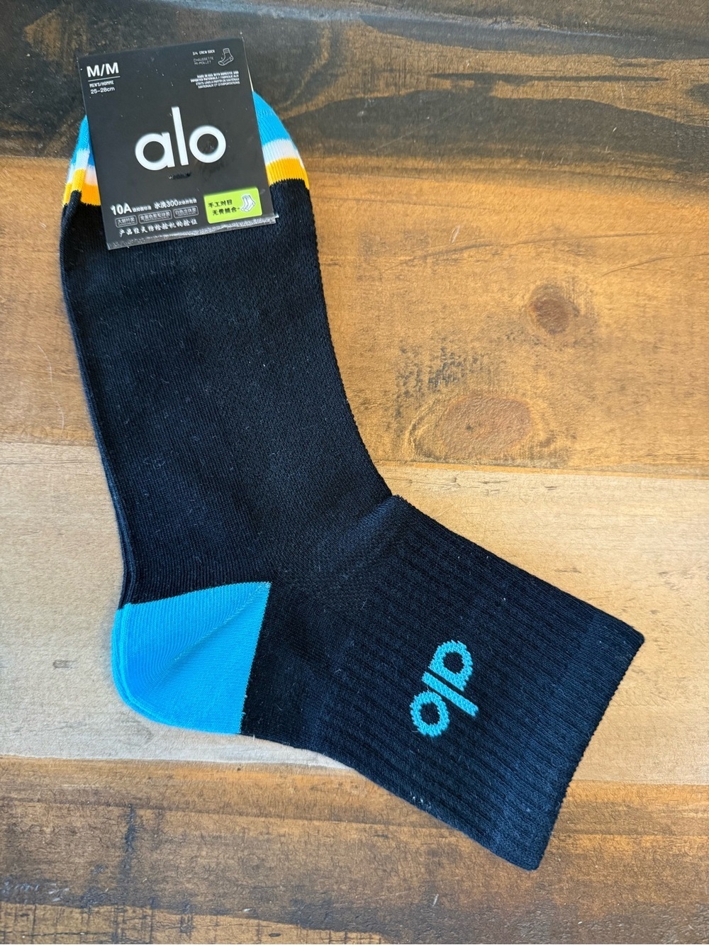 alo M Black Blue Colorblock Logo Men's Crew Socks 1 Pair Cotton Blend